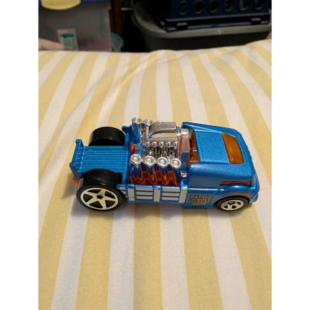2016 Hot Wheels CRATE RACER 173/250 City Works Blue Diecast Bus 1:64 DHP24